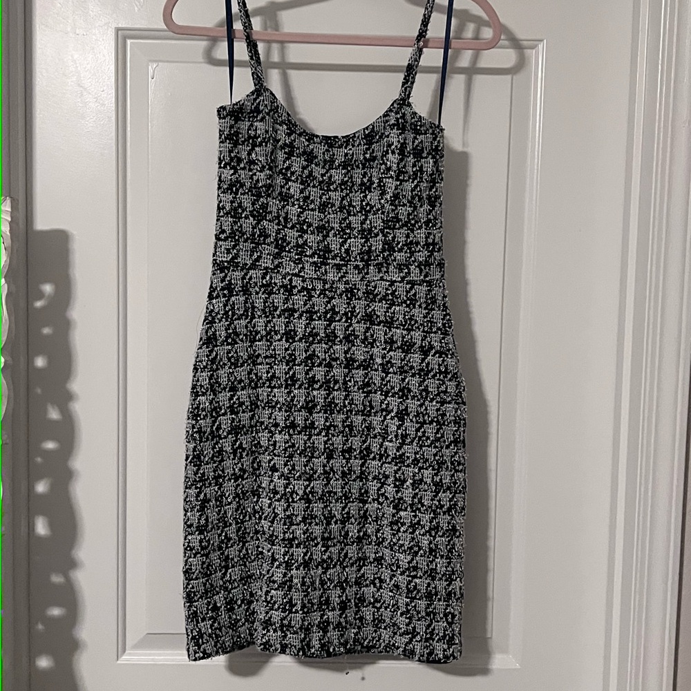 Paper Crown Black and White Sundress with Spaghetti Straps for Casual Occasions